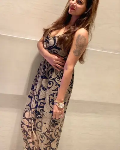 Jewar Escort